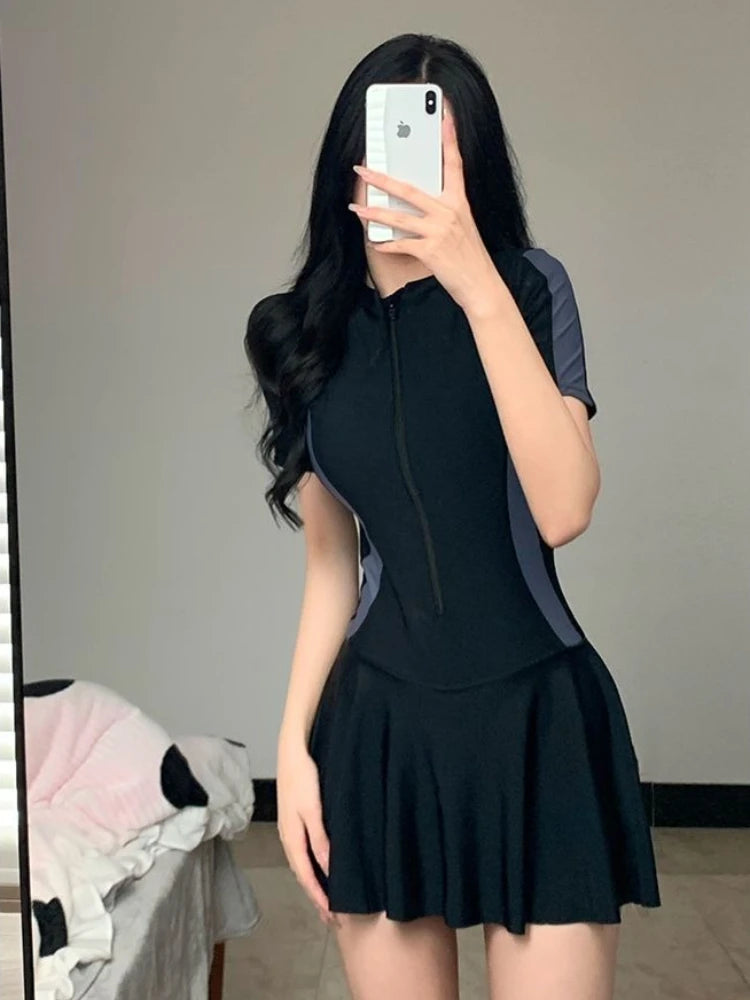 2026 New Women's Modest One Piece Swimsuit Skirted Tummy Control Swimwear Boyleg Sport Bathing Suit for Teen Girls SPA Beachwear